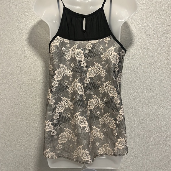 KIRRA Black Top Size S - Picture 2 of 2